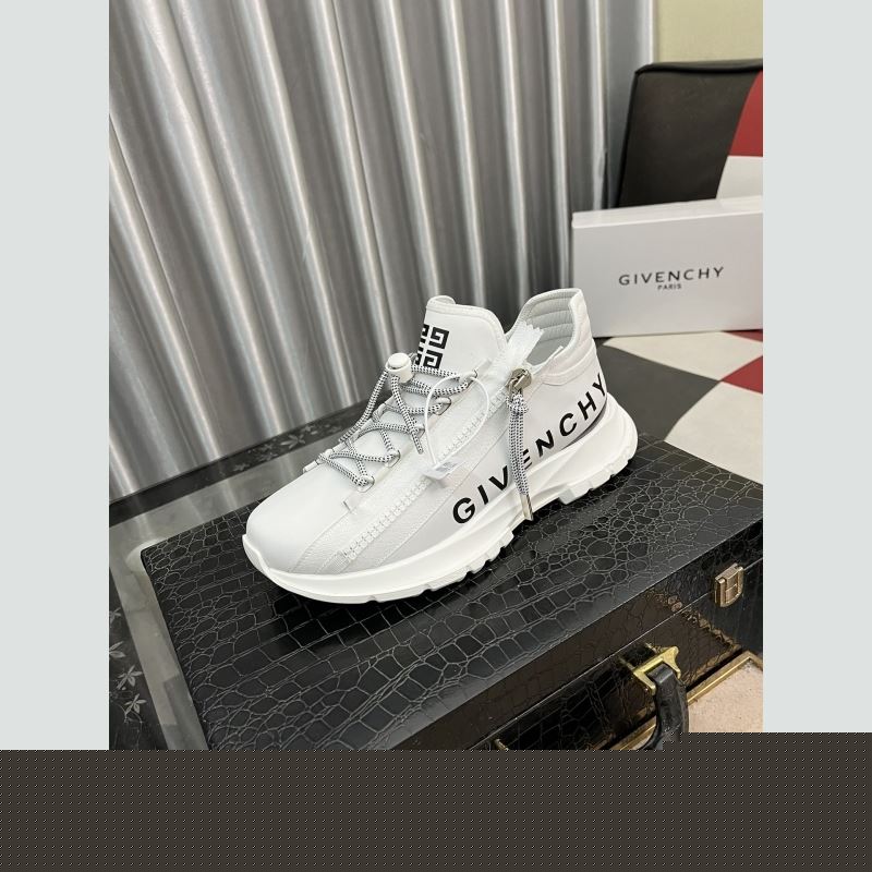 l**is V*t*n sneakers